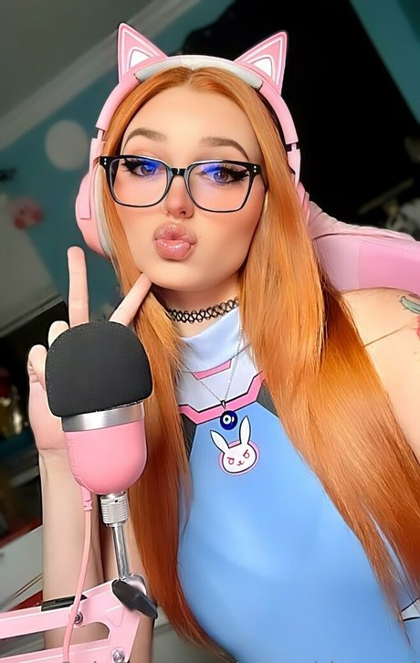 stewpidsenpai onlyfans naked leaked