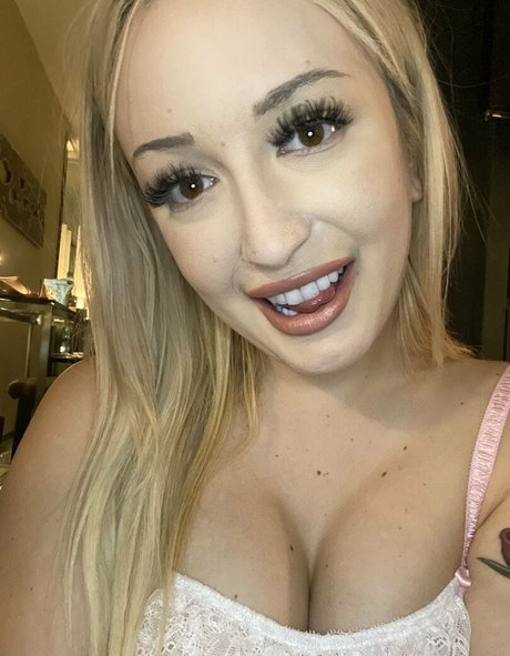 thatbeachbabekotton naked onlyfans leak