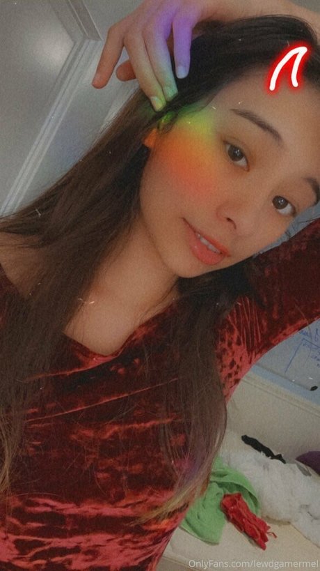lewdgamermel onlyfans content