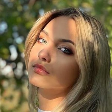 Ave Mary onlyfans lean