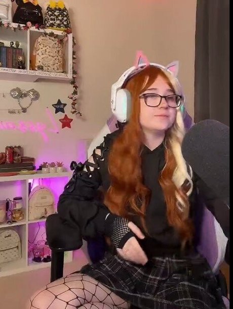 Lyssaurora onlyfans leak nude