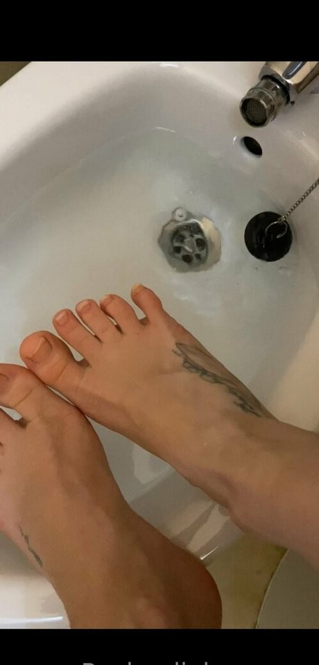 blonde hot wife onlyfans sexy naked pictures