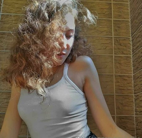 anna ellie onlyfans.