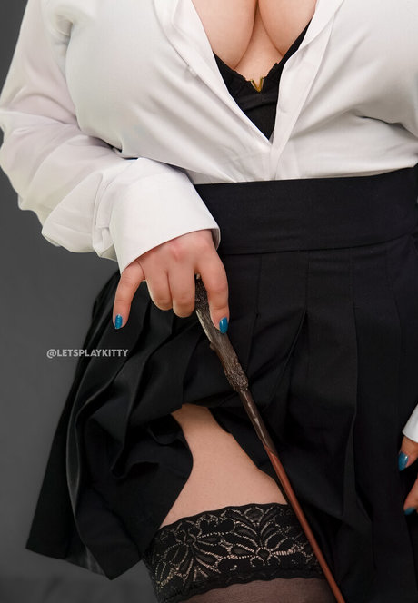 Lestplaykitty leaked onlyfans sextape