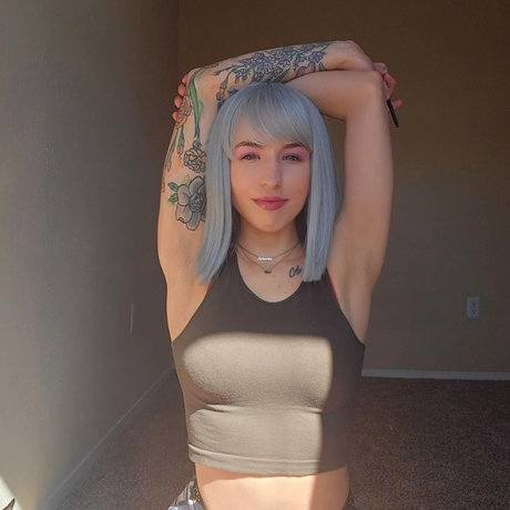 Genesis Grey onlyfans desnuda