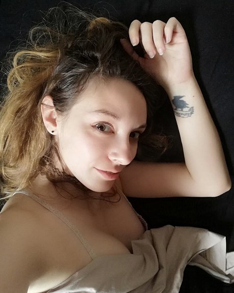 Esther G Recuero naked only fans