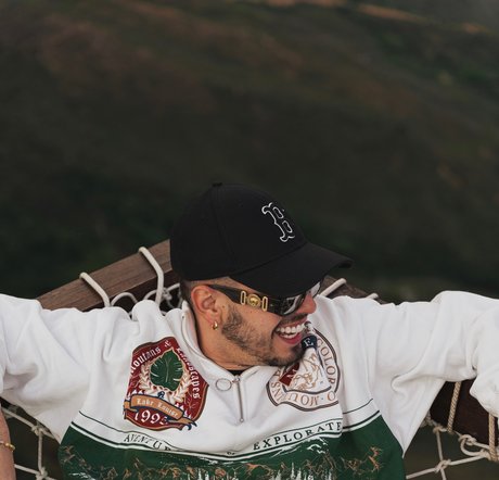 hung shemale onlyfans exclusive shot