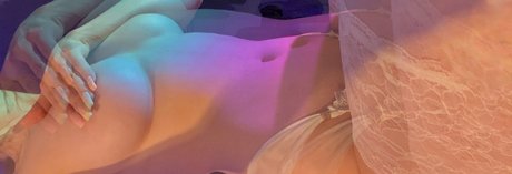 Emily Hill onlyfans desnuda