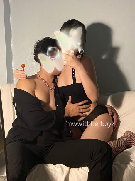 Mhuuwaan_ onlyfans leaked nudes