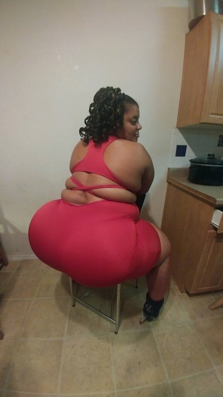 Mz Boom Boom PHATTEST ASS ON EARTH_ onlyfans pics