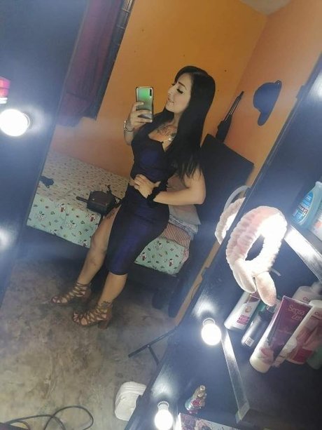 Nancy CR_ strip onlyfans