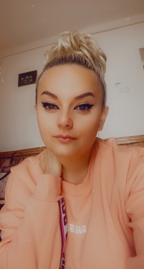 Natalia Iza onlyfans fuck