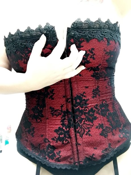 CurvyCrys onlyfans leaked pictures