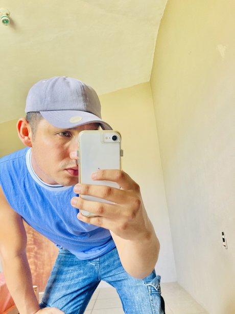 cristhianGT onlyfans sex tape