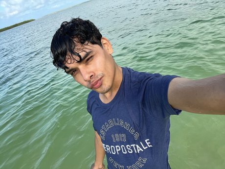 Carlos Bradlie onlyfans sex leak