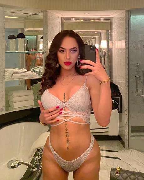 Pariss Ji yon nude onlyfans porn