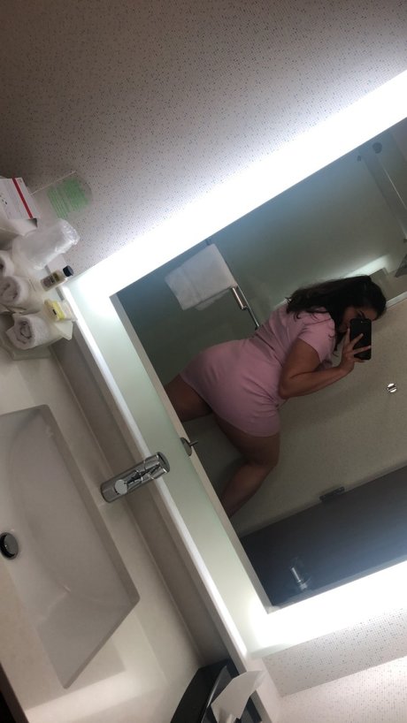 Isaaa onlyfans leaks