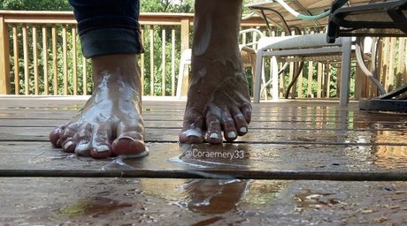 Cora Emery onlyfans leaks