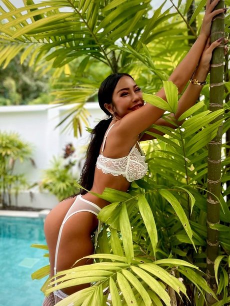 Naughty Cho onlyfans model images