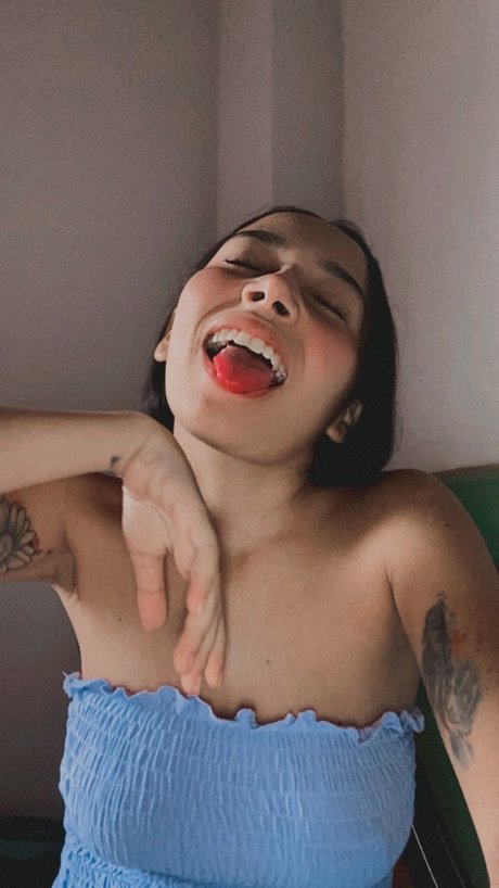 Alle fille petite_ leaked only fans