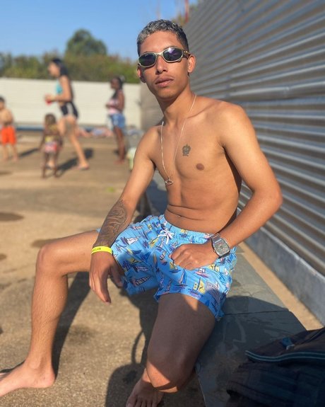 Alexsander onlyfans nide