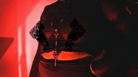 Neon Venom onlyfans naked leaks