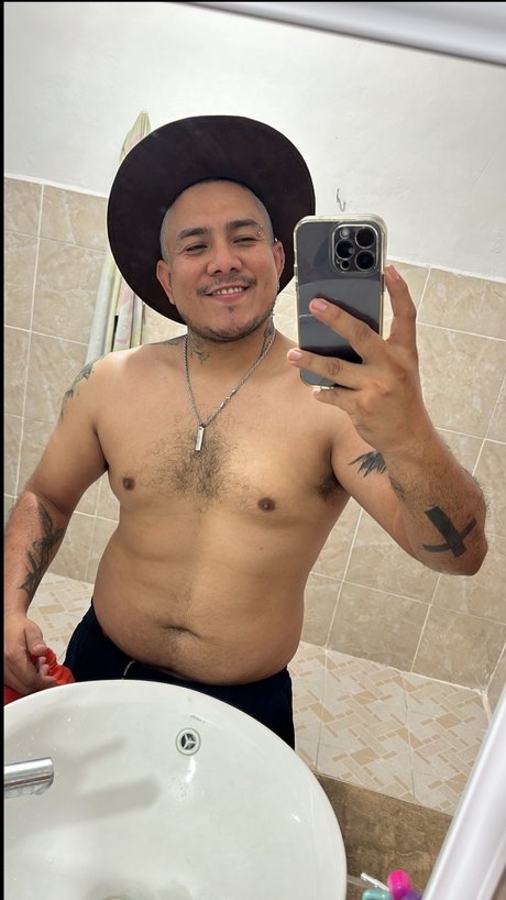 RuchoMacias 600 k_ onlyfans strip