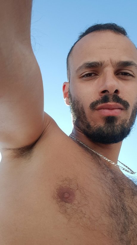 Camil Devine onlyfans pictures