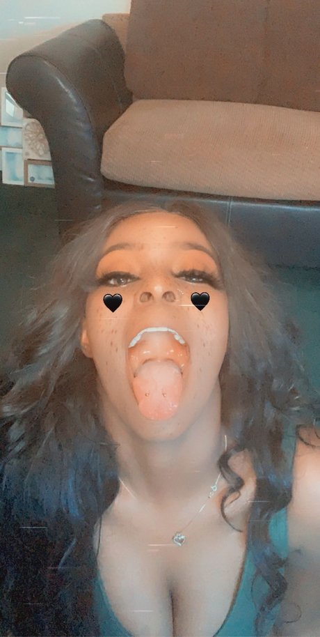 CreamyBrii nude onlyfans leaked