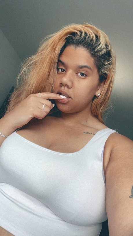 Bella da Brat onlyfans leak porn