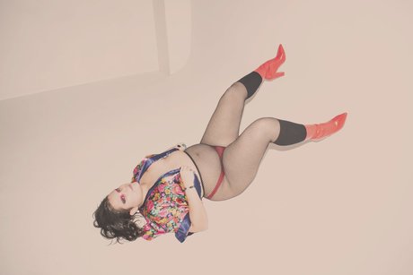 Bee Riot only fans leaked