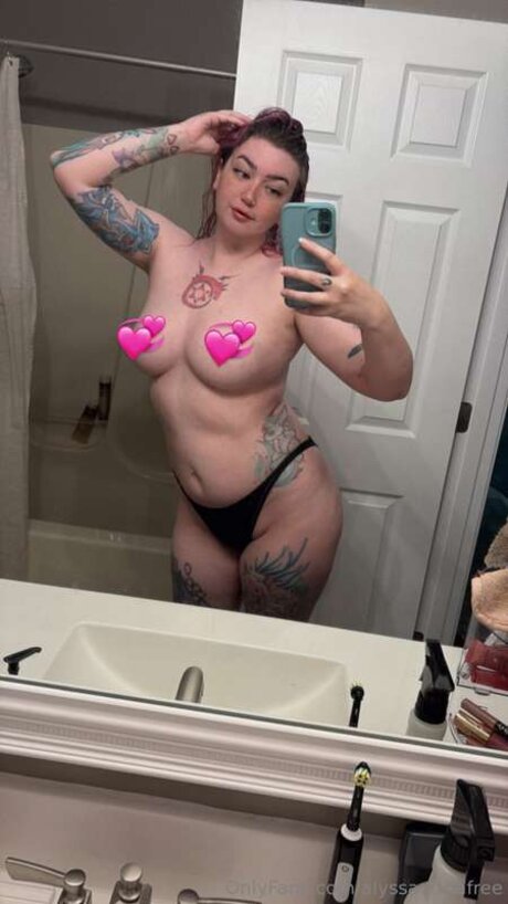 Alyssandria FREE nude onlyfans leaked