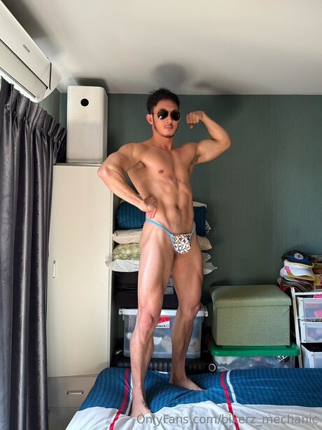 BANK only fans nude leaks