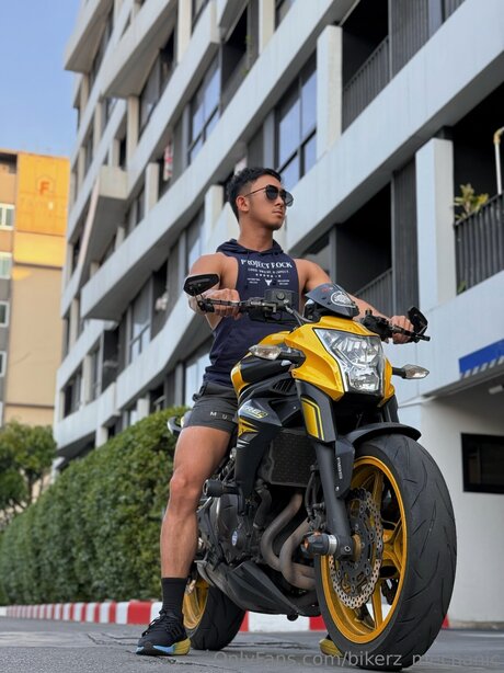 BANK onlyfans nude pictures