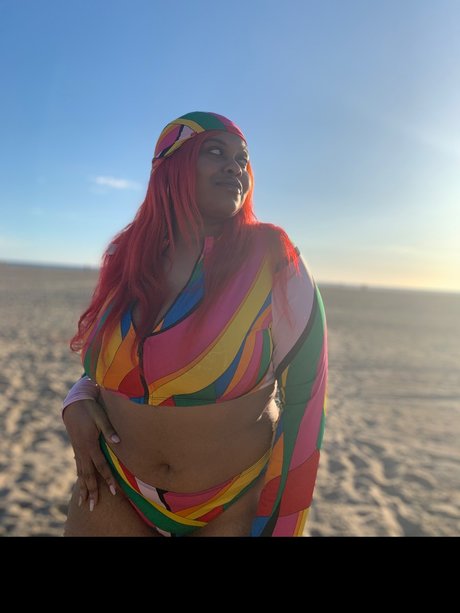 Nini 40G onlyfans nude content