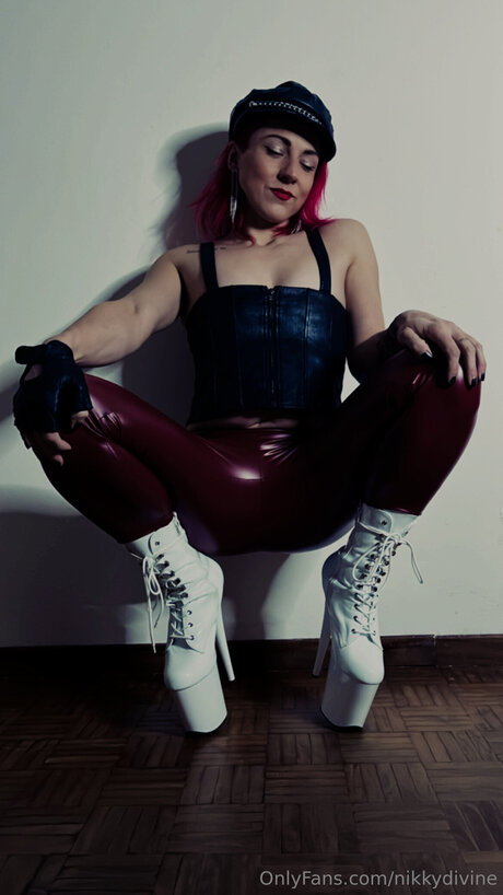 Nikky Divine onlyfans leaked dirtyship