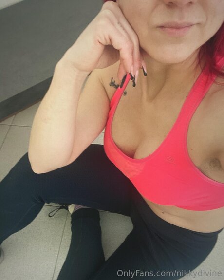 Nikky Divine boobs onlyfans