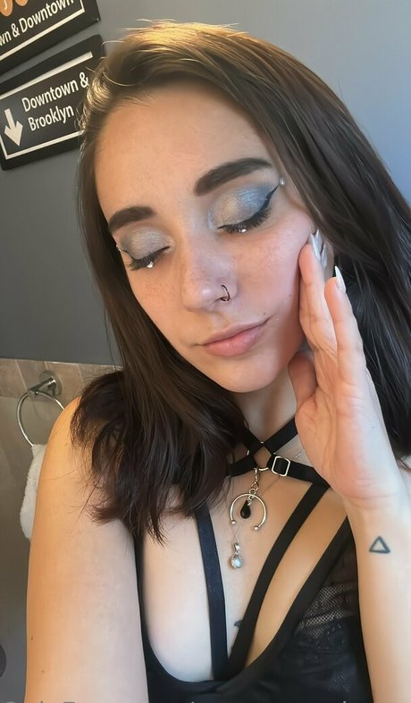 megan anderson sexy onlyfans