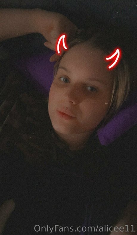 alicee11 onlyfans nude
