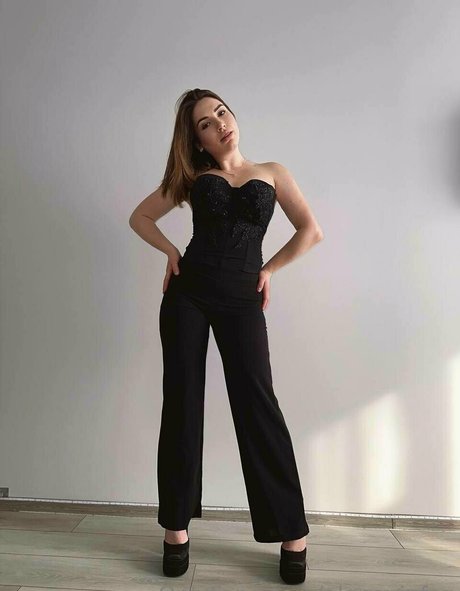 alenavipfox onlyfans leak nude