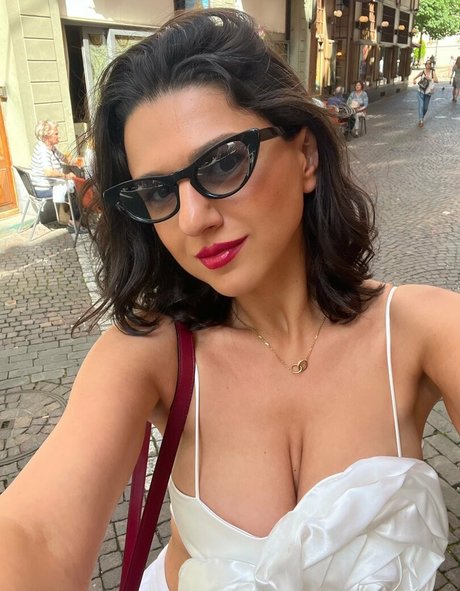 Khatia Buniatishvili onlyfans nude leaks