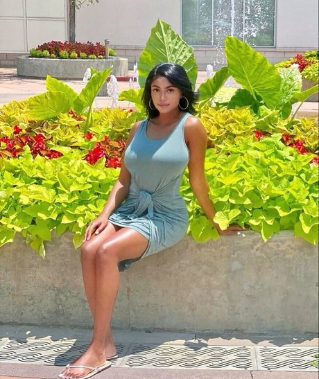 Sophia Cardinez leaked onlyfans.