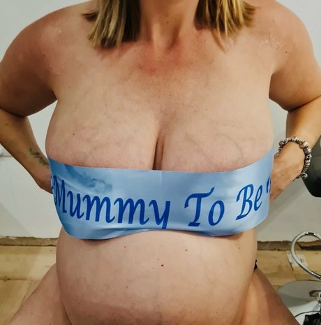 prettypregnant35 only fans nude leaks