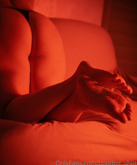 boudoir shot onlyfans leak