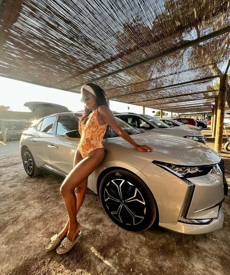 Nia Correia OT nsfw onlyfans