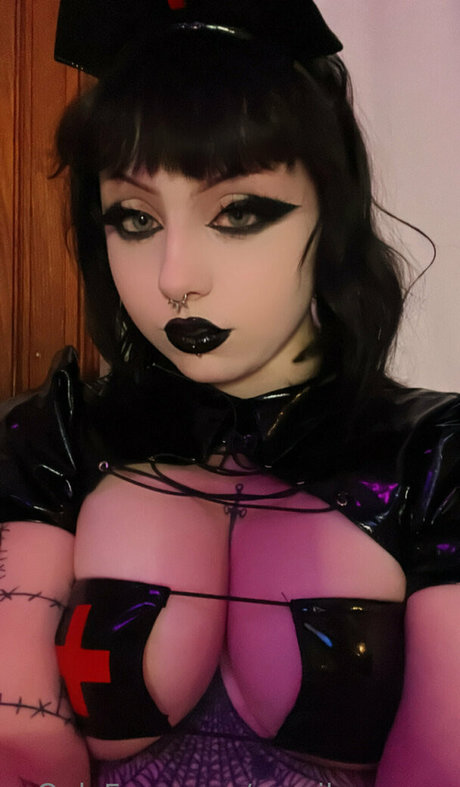 urevilmommy leaked onlyfans pictures