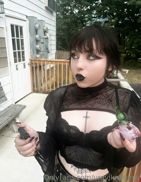 urevilmommy only fans leaks