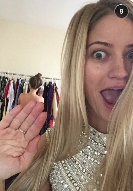 iJustine onlyfans strip