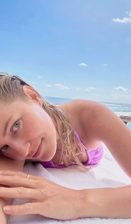 iJustine onlyfans nudes