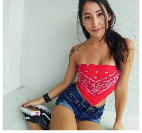 Bia Miyuki leaks only fans